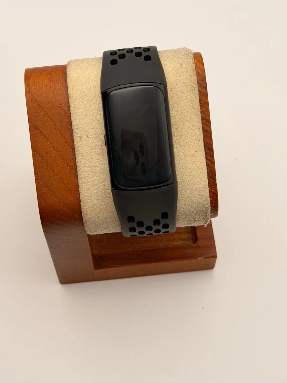 Fitbit Charge 6 ,Tested, Black, Charger Included, New Band, Excellent, Smartwatc